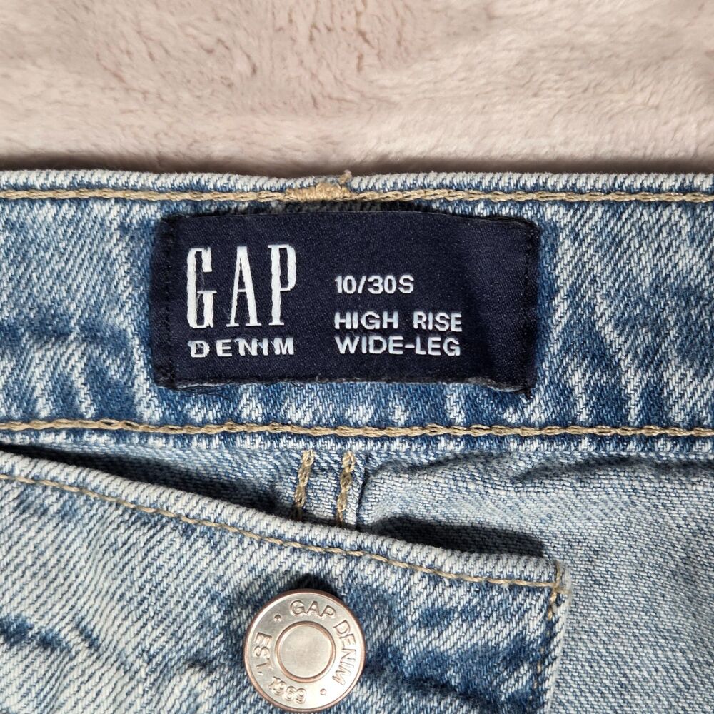 GAP NWT High Rise Wide Leg Cargo Jeans Women’s 10/30 Short Light Wash - Picture 5 of 13